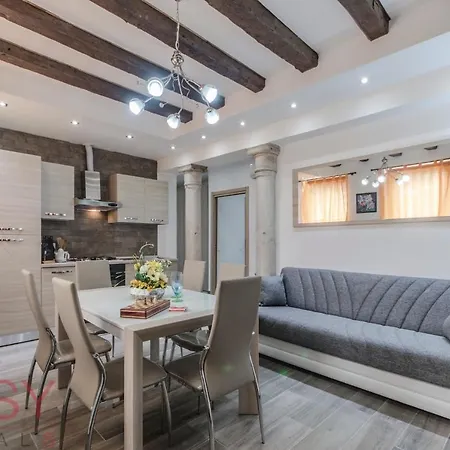 Apartment Ca' Perla *